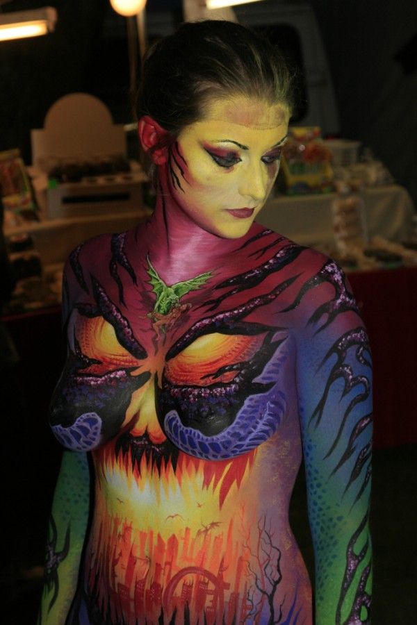Great works of Body artists - 04