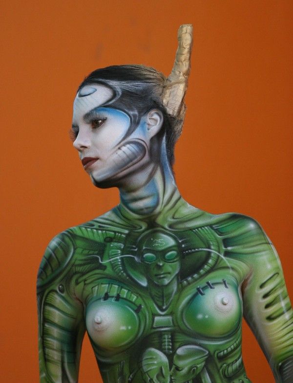 Great works of Body artists - 14