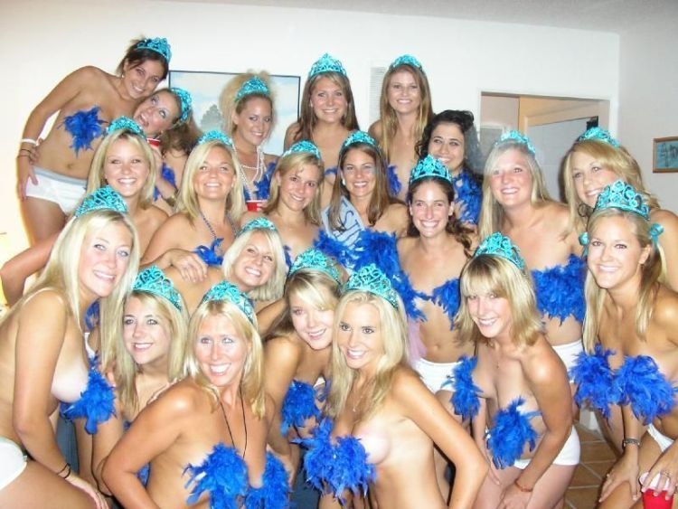 How girls are having fun at college parties - 17