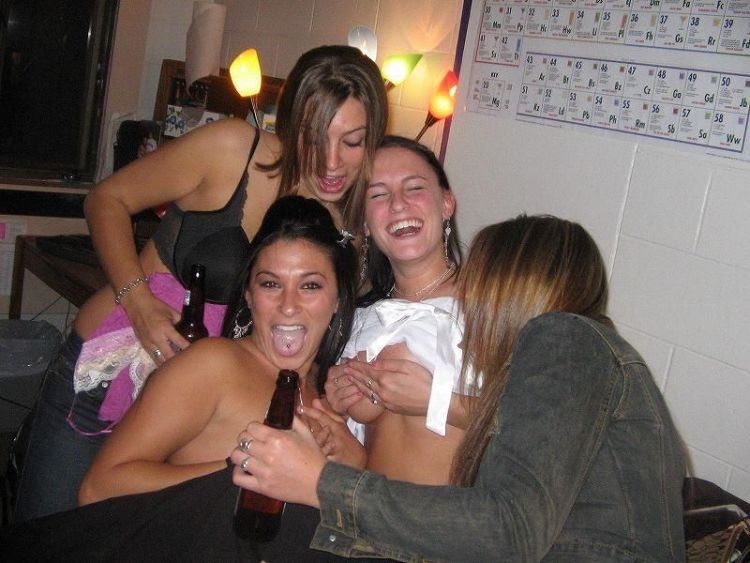 How girls are having fun at college parties - 21