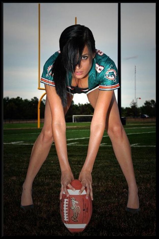 Hot babes of American football - 20