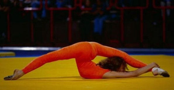 Super flexible gymnasts. How do they do this? ;) - 21