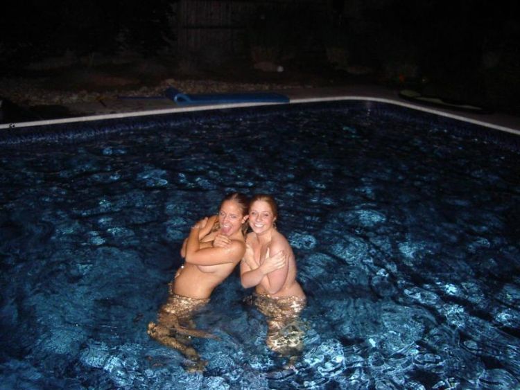 Merry parties in swimming pools - 20