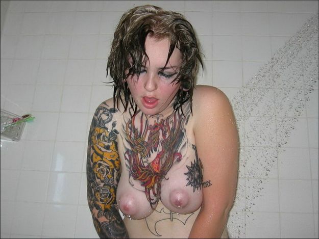 Tattooed cheek taking a shower. Not for the faint-hearted ;) - 19