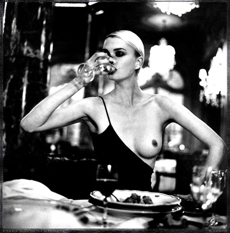Erotic photography of Helmut Newton - 02