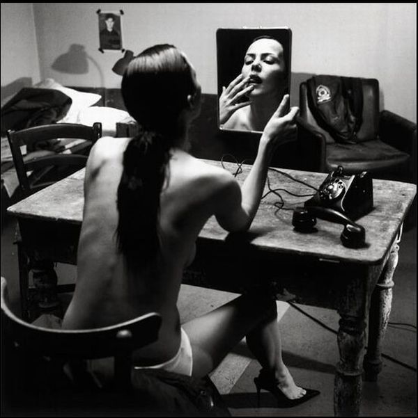 Erotic photography of Helmut Newton - 17