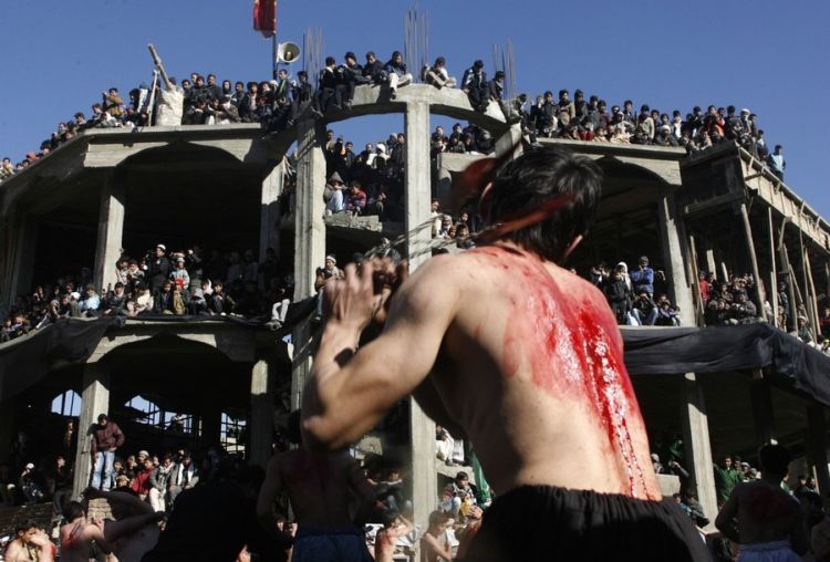 The Day of Ashura commemorated by Shia Muslims. Real craziness - 09