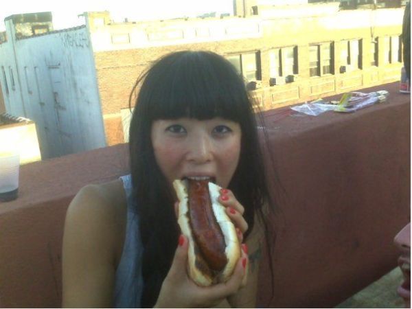 Hot Cheeks who love hot dogs - 29