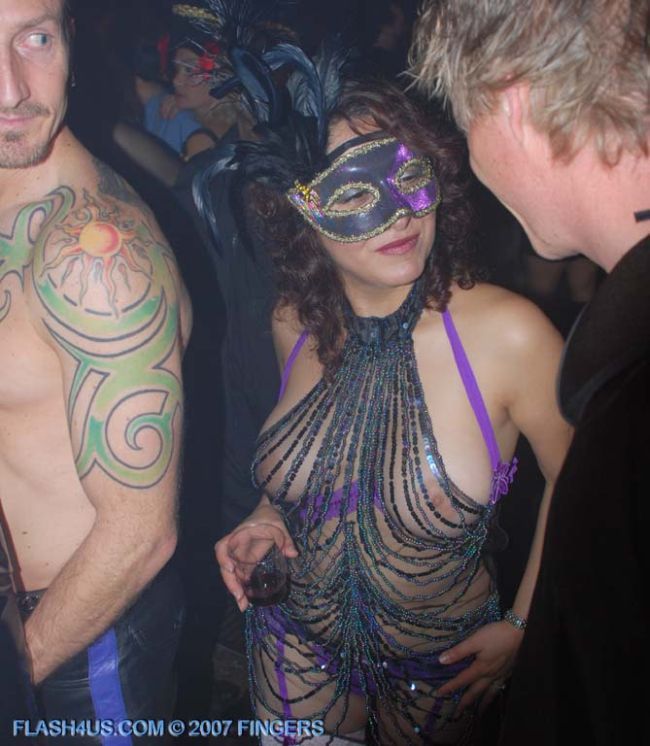 Costume parties for liberated people - 09