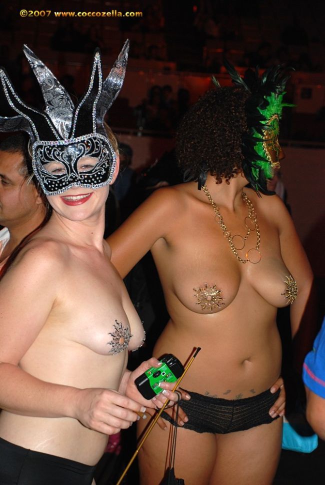 Costume parties for liberated people - 21