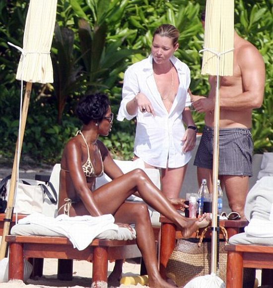 Kate Moss and Naomi Campbell on holiday in Thailand - 05