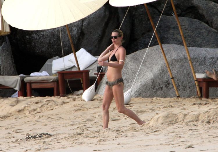 Kate Moss and Naomi Campbell on holiday in Thailand - 10