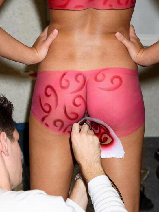 How sexy body art is done - 19