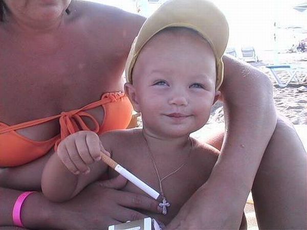 Nowadays in Russia it is “fashionable” to take pictures of children with a cigarette in the  mouth. Horror .. - 05