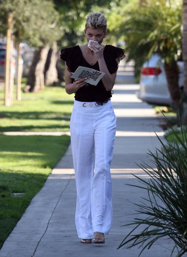 Annalynne McCord and her sexy blouse - 01