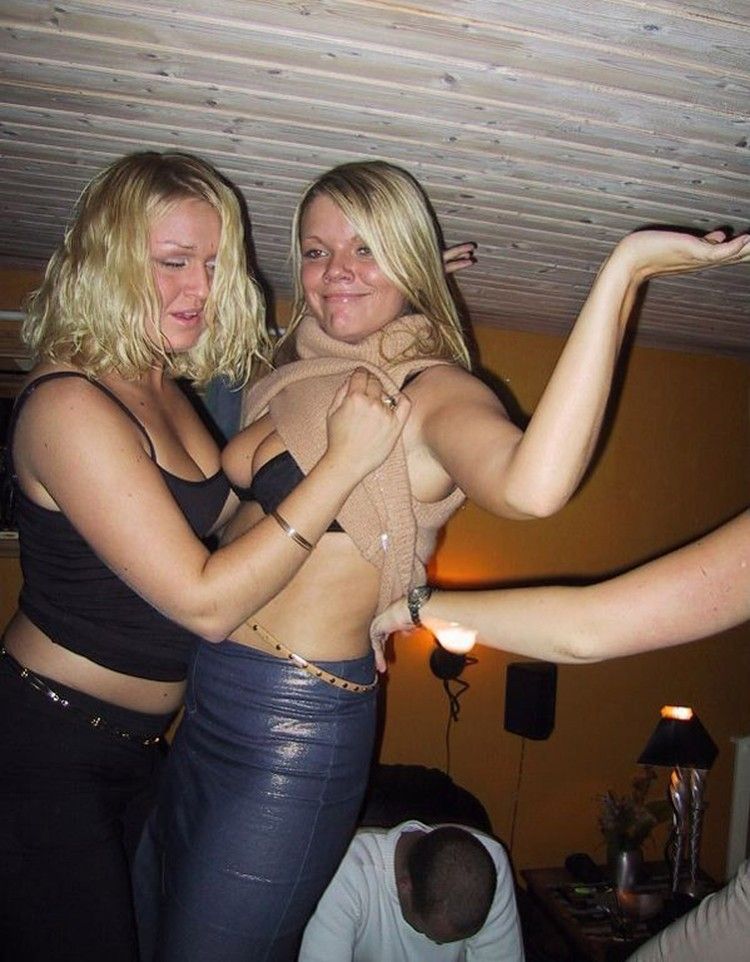Girls + Alcohol = Best party ever - 37