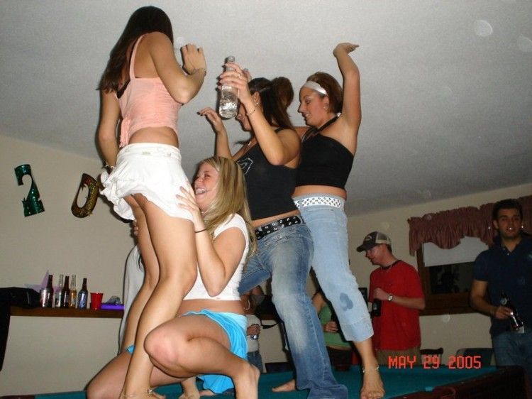 Girls + Alcohol = Best party ever - 45
