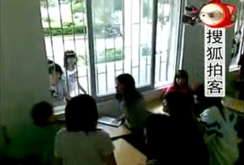 OMG. Fighting in Chinese schools - 20100203