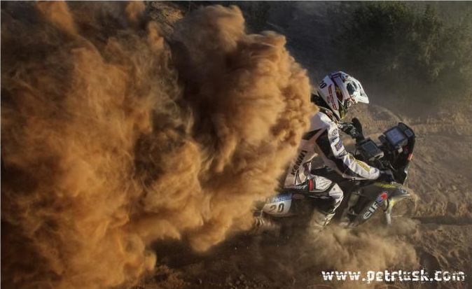 Awesome photos from the Dakar Rally 2010 - 01