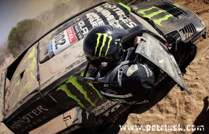 Awesome photos from the Dakar Rally 2010 - 02