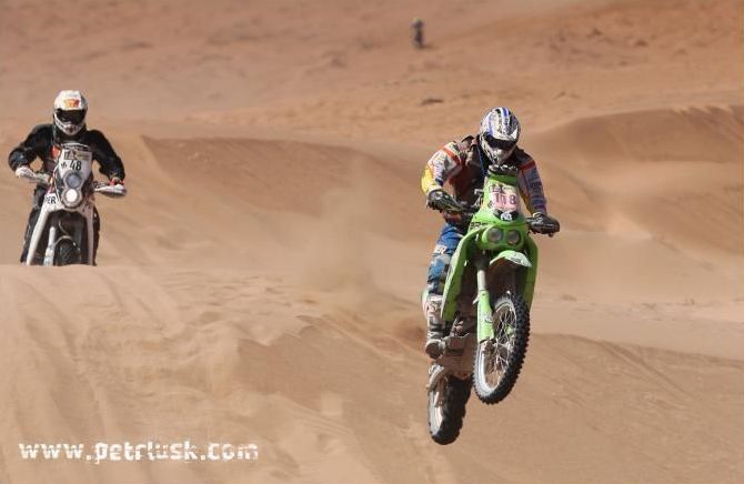 Awesome photos from the Dakar Rally 2010 - 20