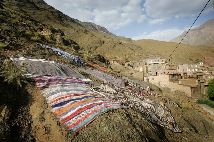 How the Berbers and the Bushmen live. Small photo essay about the extreme parts of Africa - 04