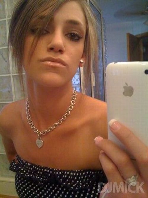Large selection of self-shots of sexy girls - 22