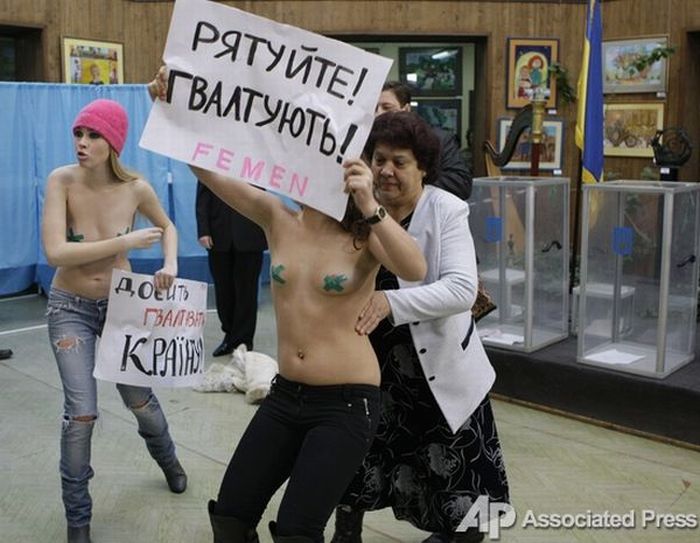 Another naked protest during the presidential elections in Ukraine - 08