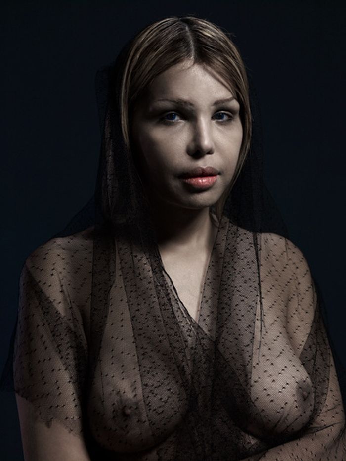 A new standard of beauty by photographer Phillip Toledano - 04