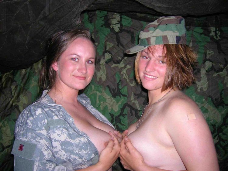 Hot girls from the U.S. Army - 24
