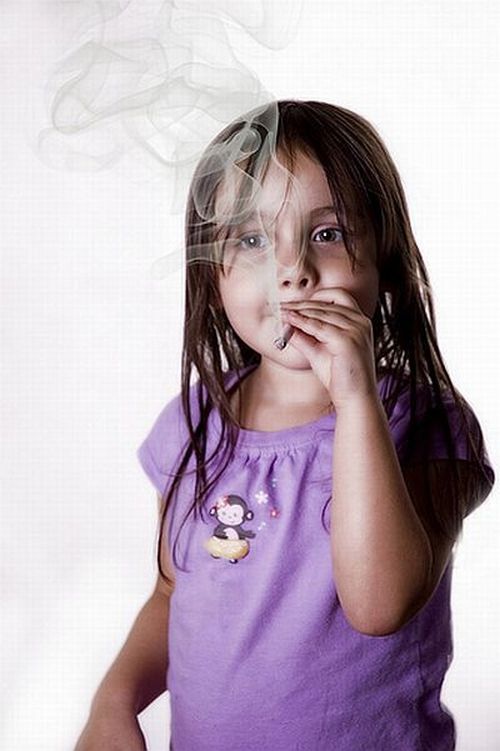 Children with a cigarette - very sad pictures - 39