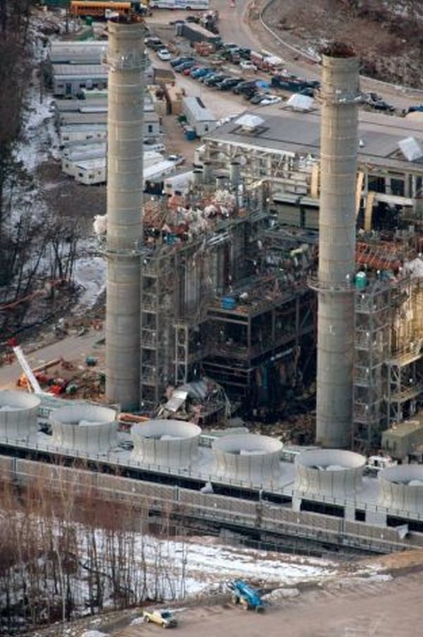 Explosion at Kleen Energy power plant - 30