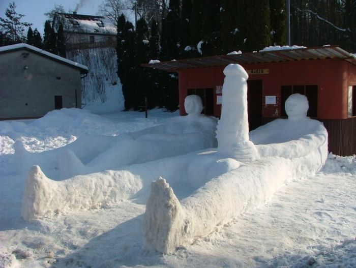 Obscene snow sculpture - 06