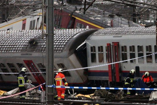 Terrible railway accident near Brussels - 02