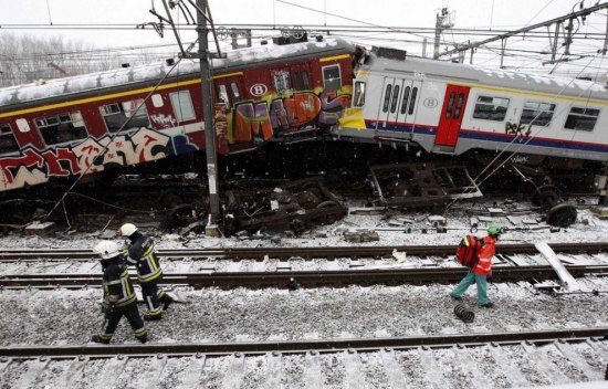 Terrible railway accident near Brussels - 06