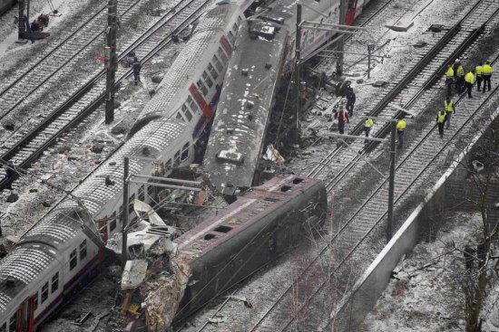 Terrible railway accident near Brussels - 09