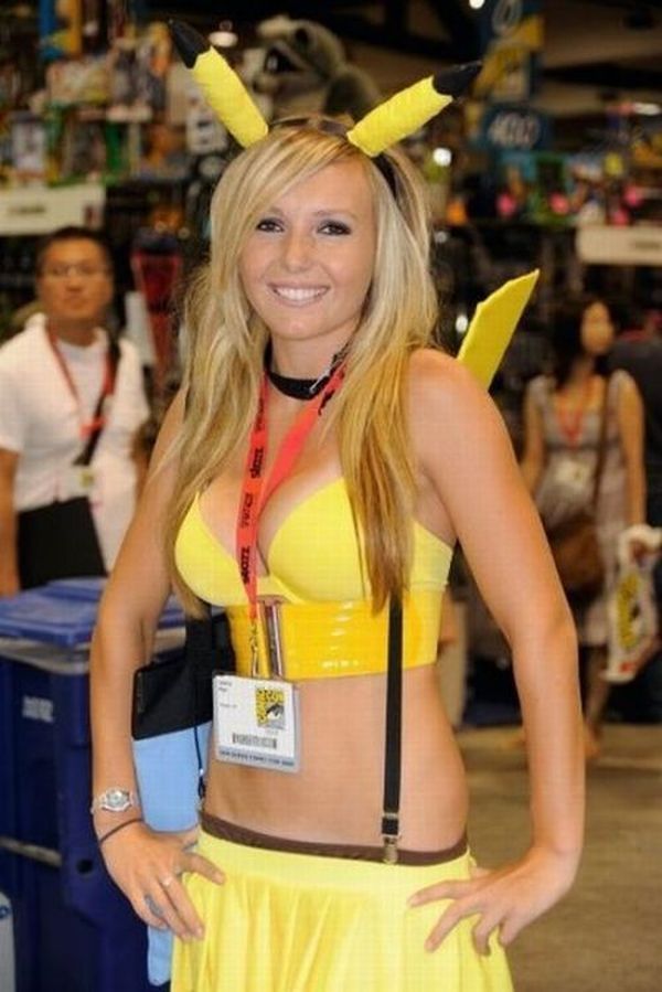 Sexy Pikachu cosplay girls - 02
