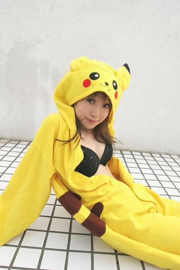 Sexy Pikachu cosplay girls - 18