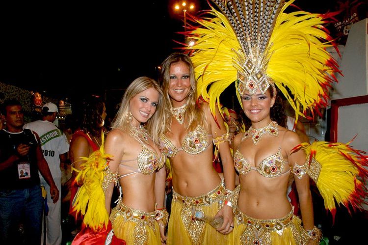 Hot Girls from Brazilian Carnival - 10