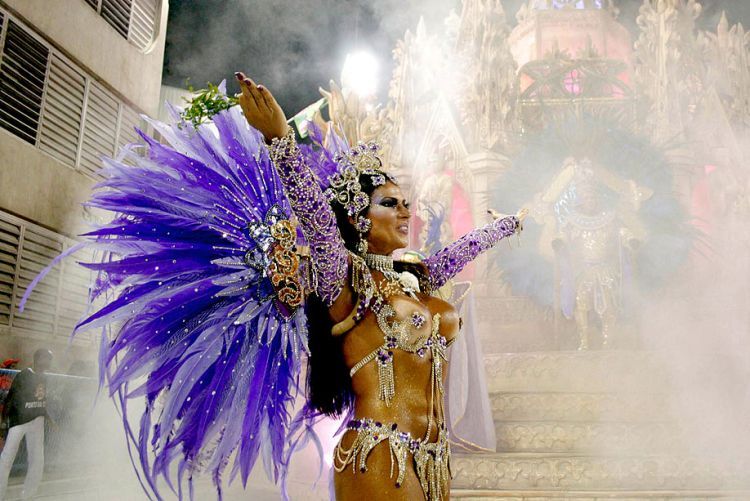 Hot Girls From Brazilian Carnival 13