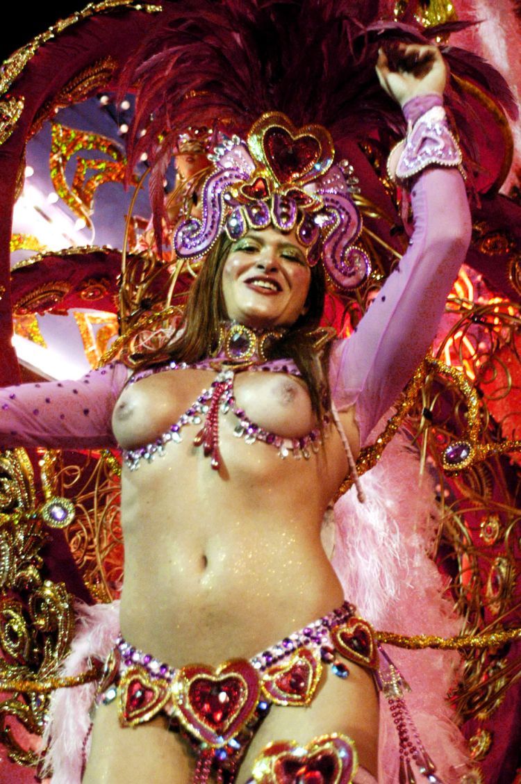 Hot Girls from Brazilian Carnival - 27