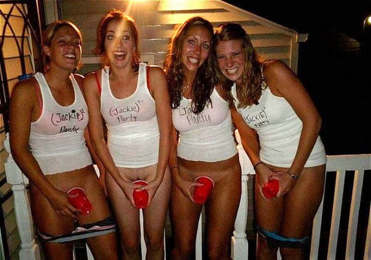 Drunk girls at home parties - 04