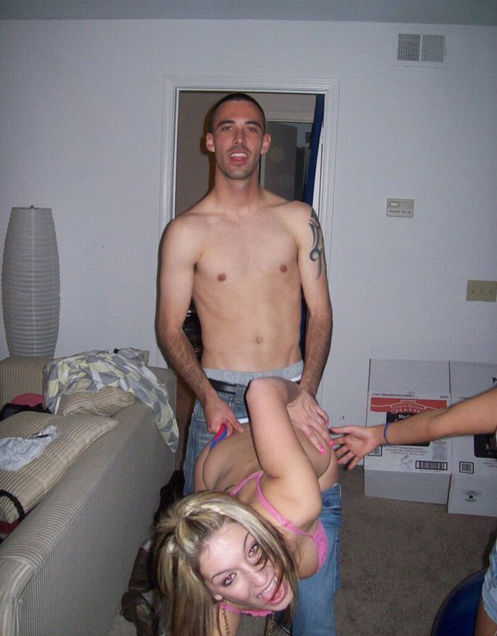 Drunk girls at home parties - 11