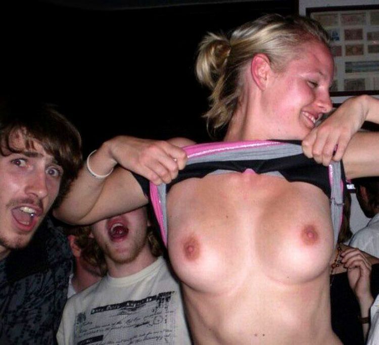 Drunk girls at home parties - 16