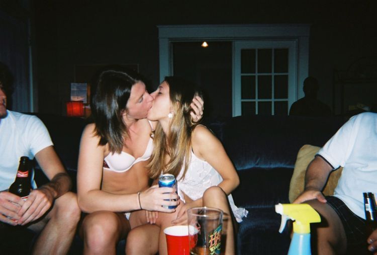 Drunk girls at home parties - 25