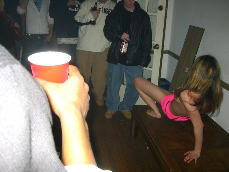 Drunk girls at home parties - 27