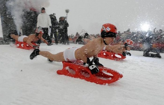 Unusual sled race in Germany - 09
