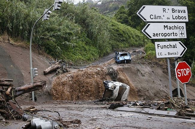 The devastating floods on the island of Madeira - 09