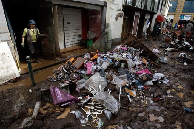 The devastating floods on the island of Madeira - 19