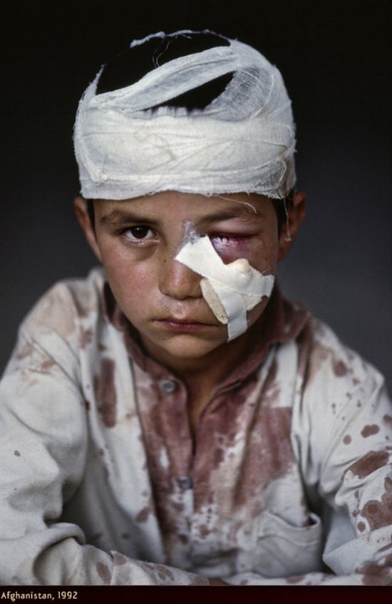 War through the camera of Steve McCurry - 20